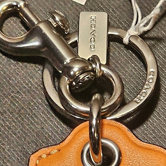 COACH BOTTLE OPENER KEY FOB / KEYCHAIN W/COACH STAMP (NWT) - Picture 4 of 7